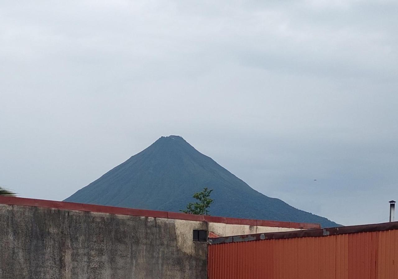 Alojamientos N&S La Fortuna Exterior photo